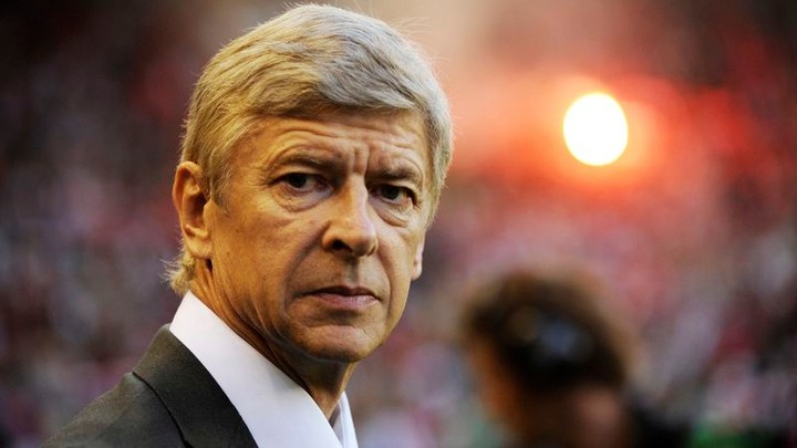 Arsenal príde o dve hviezdy. A úplne zadarmo